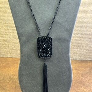 Elegant Black Pendant Necklace